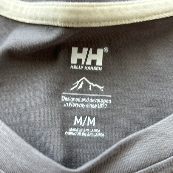 Helly Hansen Logo Tee - Picture 3 of 5